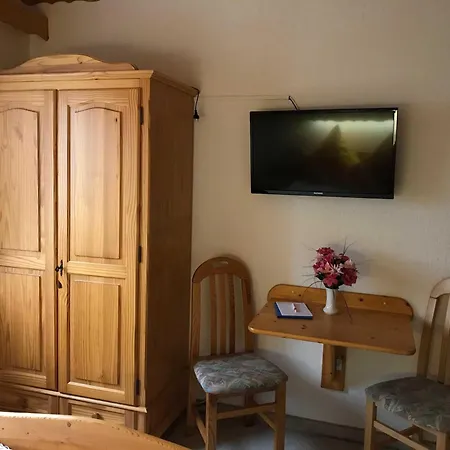 Séjour chez l'habitant Privatvermietung Ina *